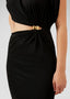 Dress with exposed waist and thin buttocks