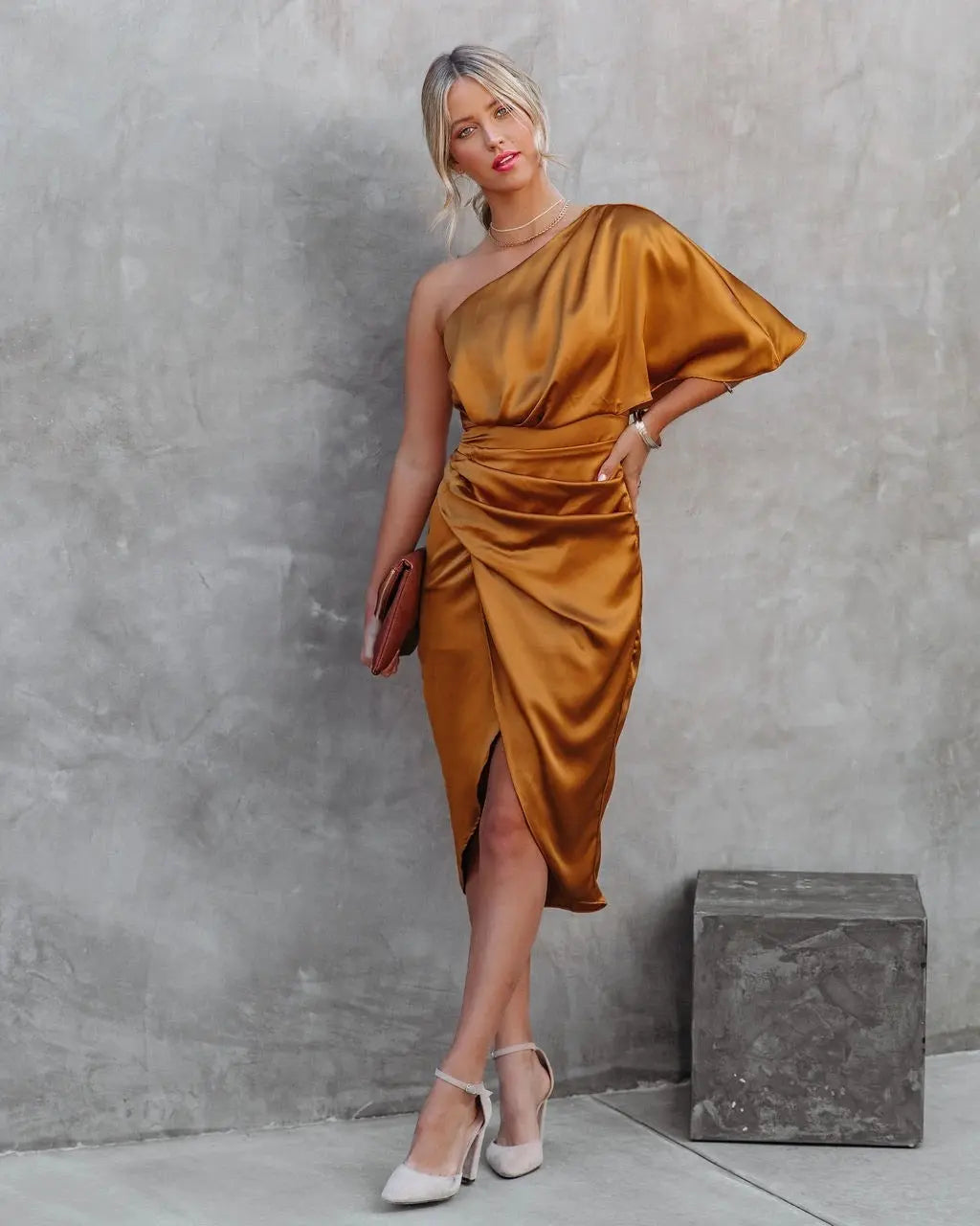 Women's Fashion Irregular Dress Evening Dress Collumbiana