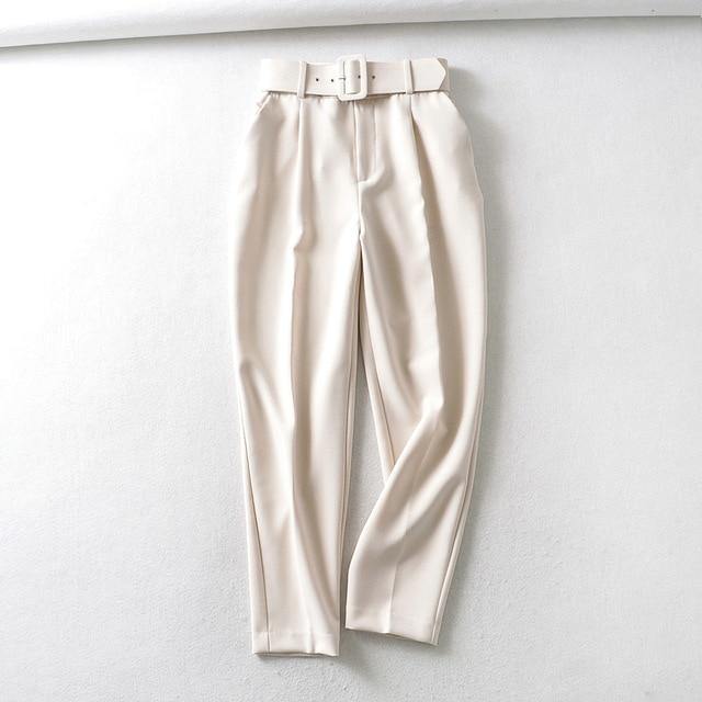 Collumbiana White / L Bailey Pants