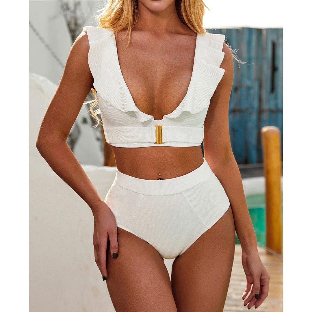 Collumbiana White / L Malibu Bikini